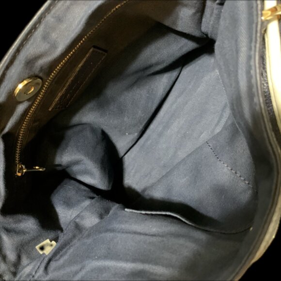 See By Chloe Vicki Bucket Bag - Picture 7 of 7